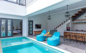 Villa Suniya